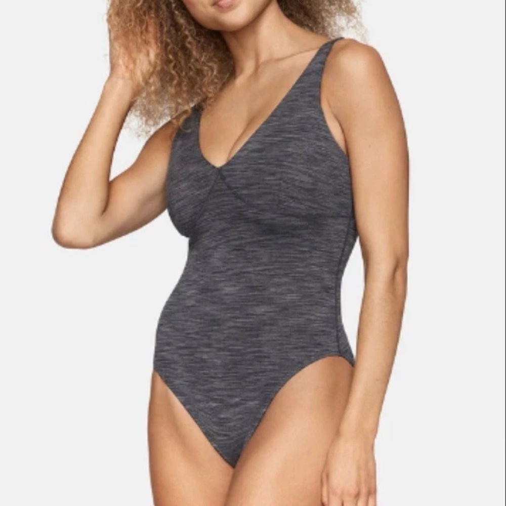 NEW Outdoor Voices Freeform Leotard Bodysuit Charcoal Size M